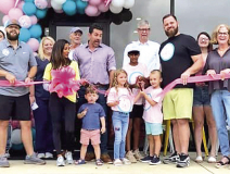 DeSoto Chamber Treats Roll’ N Stone Rolled  Ice Cream to Ribbon Cutting Ceremony