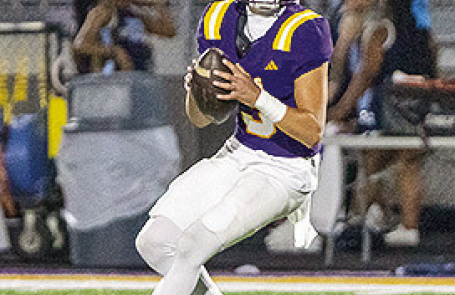 Logansport quarterback Kollin Magee won the Shreveport Times Athlete of the Week football poll. Magee secured 83% of the more than 6,900 votes cast in the online poll. The weekly poll features student- Shreveport area. athletes from various high school sp