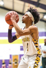 Logansport Tigers Beat Centerville in Playoffs 66 to 53