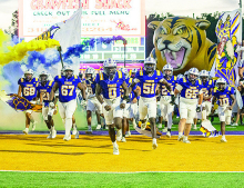 Claws & Jaws: Logansport VS Lakeview Gators
