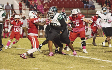 Wolverines Win Against District Rival Winnfield 20-14