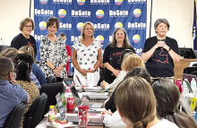 DKG Mu Chapter Greets New Teachers
