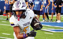 Battle on the Border — Logansport Tigers vs. Joaquin Rams