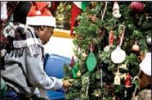 MHS Students Visit DPSO Spreading Christmas Cheer