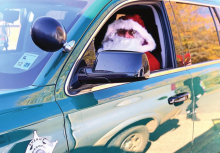 DPSO Arranges Early Visit from Santa at Nursing Homes