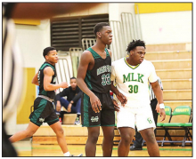 Wolverines Finish On Top District Game Against Green Oaks in Overtime 49 to 45