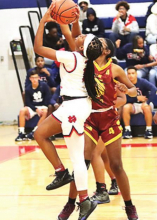Lady Griffins Fall to BTW 26 – 45