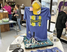 DeSoto Chamber of Commerce Welcomes Kim’s Cute Tees to Mansfield