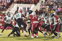 Wolverines Win Against District Rival Winnfield 20-14