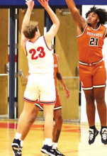 Northwood Eagles Beat Griffins 52 to 72