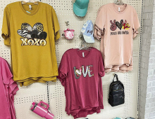 DeSoto Chamber of Commerce Welcomes Kim’s Cute Tees to Mansfield
