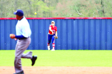 N DeSoto Lady Griffins Host Softball Tourney