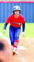 N DeSoto Lady Griffins Host Softball Tourney