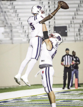 North DeSoto Run Game Dominates Huntington