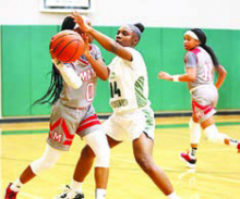 Lady Wolverines Beat Many Lady Tigers 37-32; Wolverine Men Crush Tigers 52 to 33