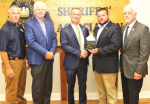 Sheriff Richardson Presents Award to Sen. Milligan in Baton Rouge
