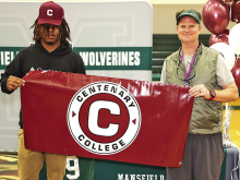 MHS Football Stars Zach Scott, DaKeldrick Thomas Sign with Centenary, Southern Arkansas