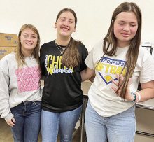 Central Senior 4H Helps at NWLA Food Bank
