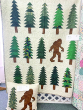 The Viewers Choice 2nd Award Quilt - Bigfoot quilt pieced by Tabatha Sparks and machine quilted by Lorena Pauc.