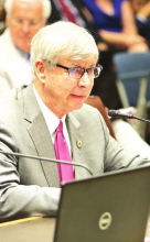 Anti-Vaccine Bills Stall in Legislature