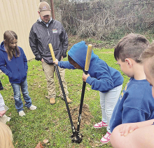 Central Christian Academy Learns from DeSoto 4-H