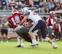 North DeSoto Griffins Face Haughton Buccaneers in Scrimmage