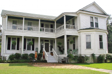 Historic Grand Cane Association Plans Christmas Tour of Homes