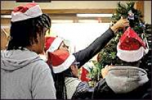 MHS Students Visit DPSO Spreading Christmas Cheer