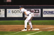 Griffins Skunk the Florien Blackcats 11 – 0