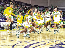 Zwolle Hawks Basketball Brings Home 16th State Championship