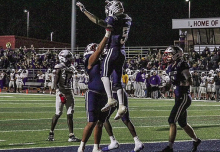 Griffins Survive to Head to the Playoff Semifinals