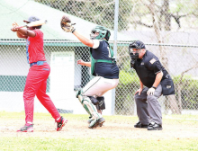 Wolverine Baseball Team Defeats Woodlawn Knights 13 - 1 on March 24