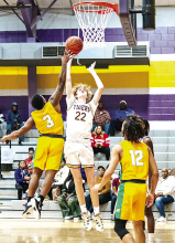 Zwolle Wins Over Logansport 73–31