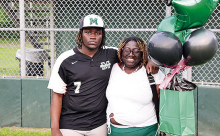 Mansfield Honors Senior Players