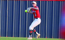 ND Lady Griffins Win 9–0 Over Neville