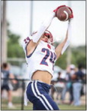 North DeSoto Easily Takes Care of Loyola