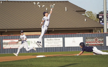 DeSoto Baseball Falls to Loyola 4 to 5