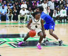 MHS Hosts Red River Basketball