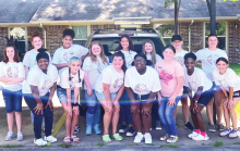 Logansport Jr. High Cheer & Pep Squad Disburse Water for Community Project