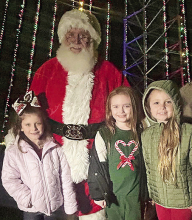 Stonewall Becomes Home of the World’s Largest Christmas Tree Structure