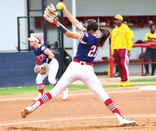 vNDHS Lady Griffins Move Forward in Class 4A Beating Tara 15-0 in 3 Innings